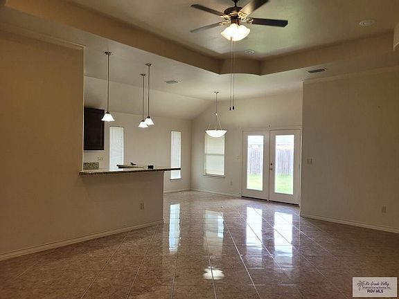 2nd image of 5309 Artesia Cir