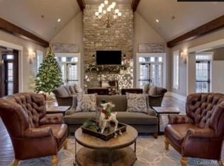 2302 Barrowcliffe Dr NW, Concord, NC 28027
