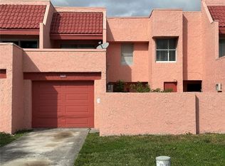 5621 NW 16th St, Lauderhill, FL 33313