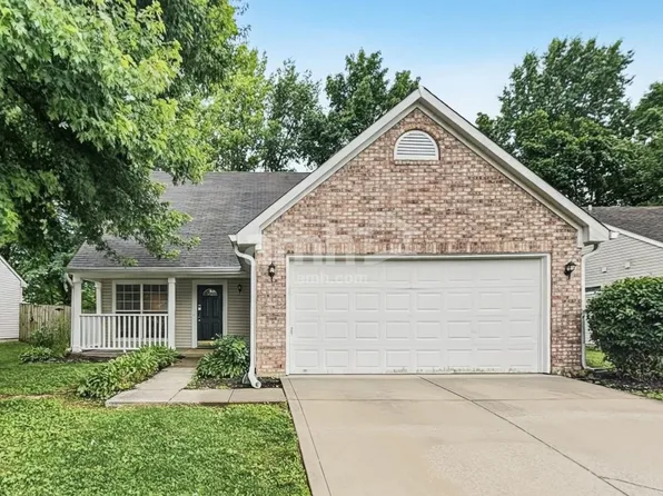 755 Apple Ln, Brownsburg, IN 46112