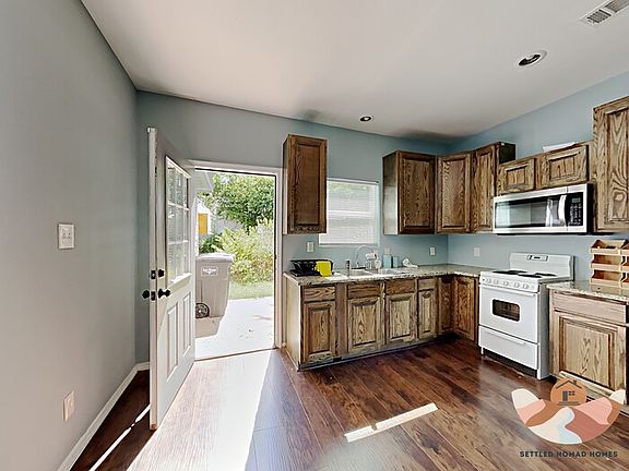 3rd image of 3725 San Rose Dr