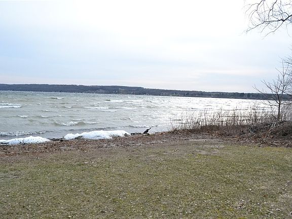 5th image of 37 Brookhollow Dr