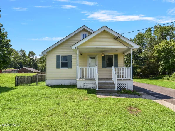 65 Magnolia Avenue, New Egypt, NJ 08533