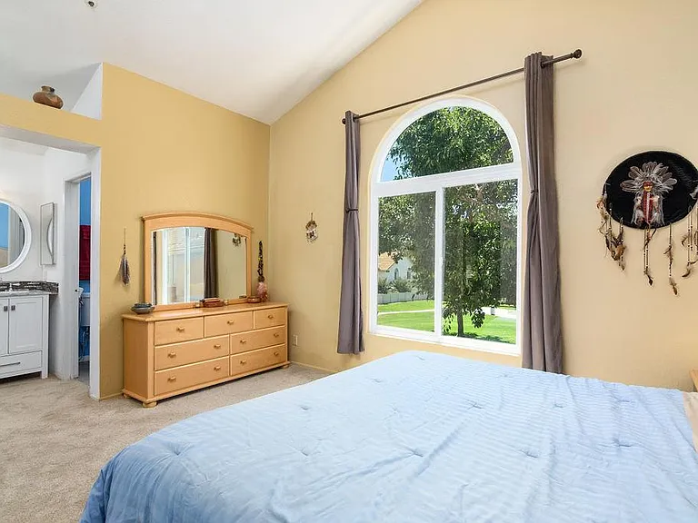 1768 Promenade Cir — Photo 26