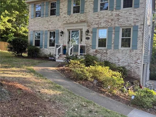 3276 Whitfield Dr, Marietta, GA 30062
