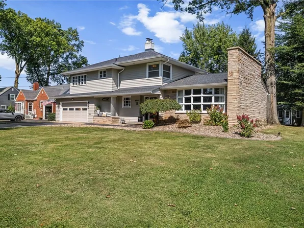 13 Edgewood Acres, New Castle, PA 16105