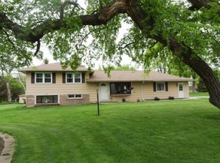 501 5th St, Armour, SD 57313