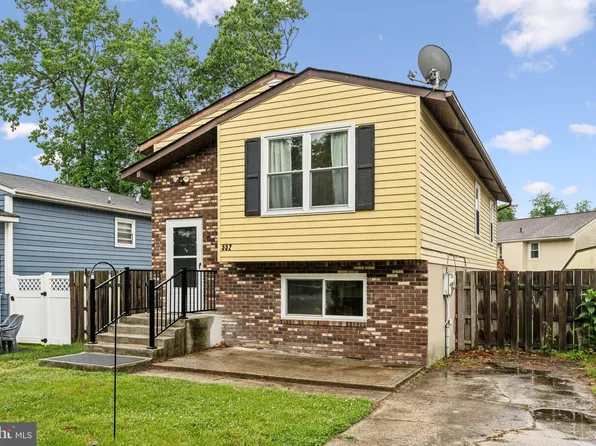 552 Elizabeth Ln, Glen Burnie, MD 21061