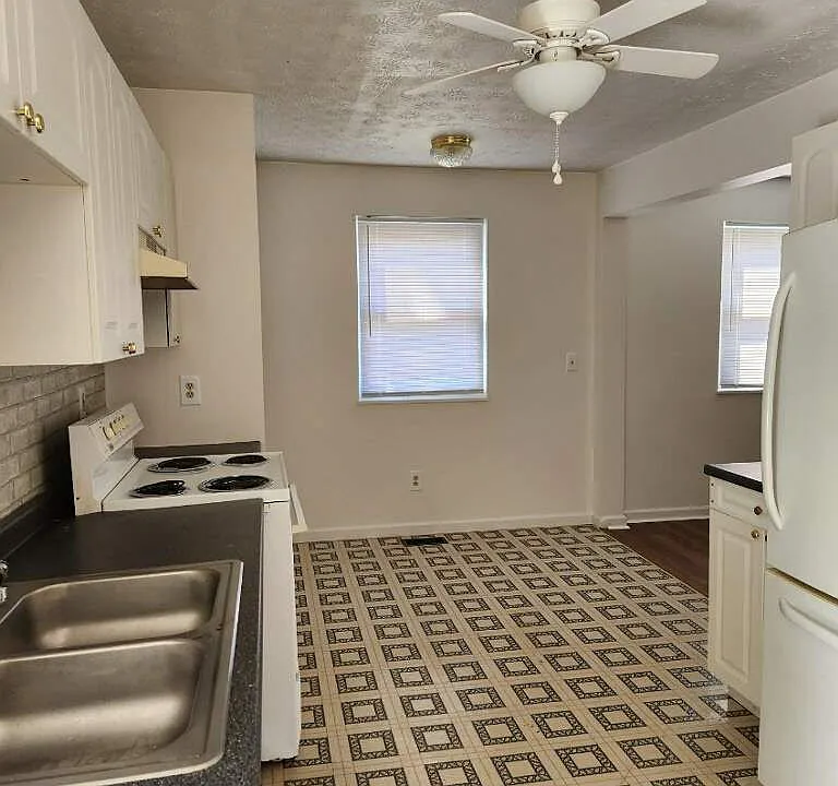 Kitchen and dining area
