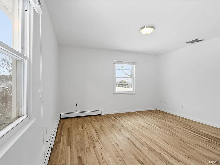 1618 Morningview Dr — Photo 18
