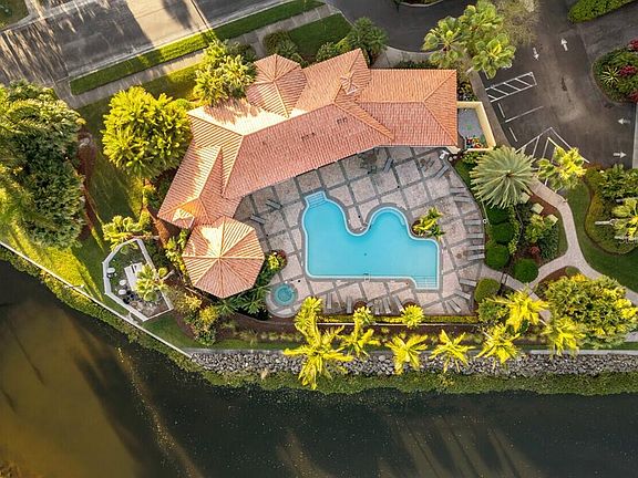 4th image of 611 RIVIERA DUNES WAY #308