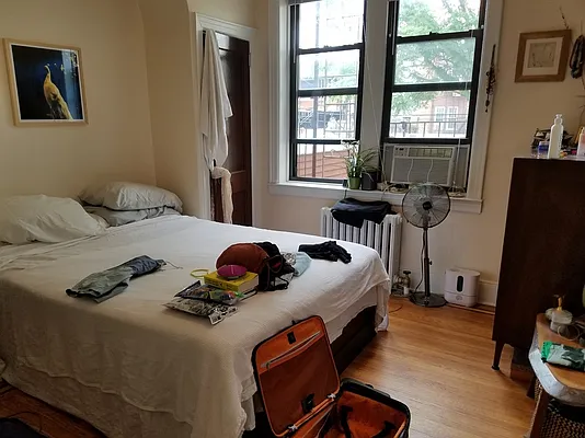 Rented by M & J Tenaglia Realty Corp | media 5