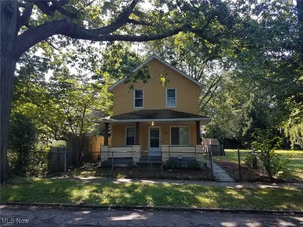 3052 W 47th St, Cleveland, OH 44102