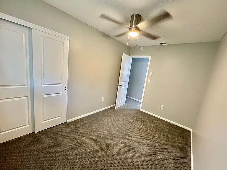 2731 Diane Blvd — Photo 18