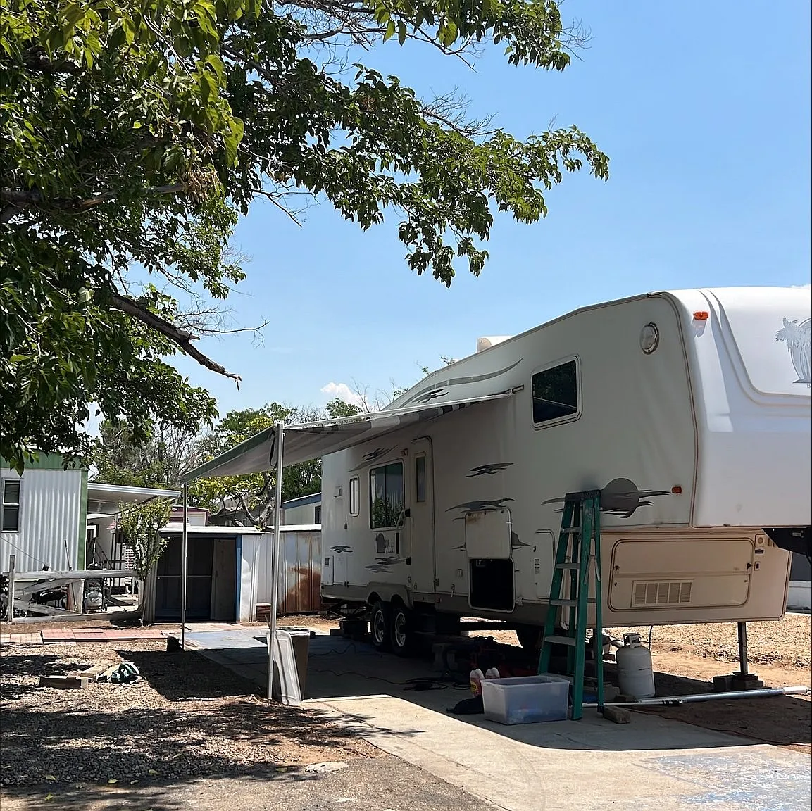 Savoy LX RV for Sale in Albuquerque | $8,200 — Photo 1