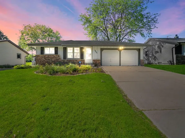 9643 West Arch AVENUE, Milwaukee, WI 53224