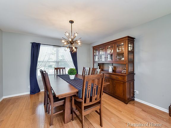 5th image of 1203 Easton Dr
