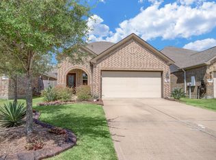6872 Catalpa Bluff Ln, Dickinson, TX 77539