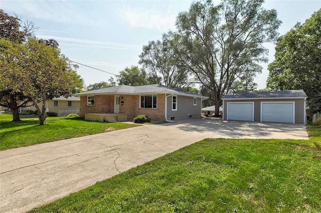 3408 Elm Dr, Urbandale, IA 50322 Zillow