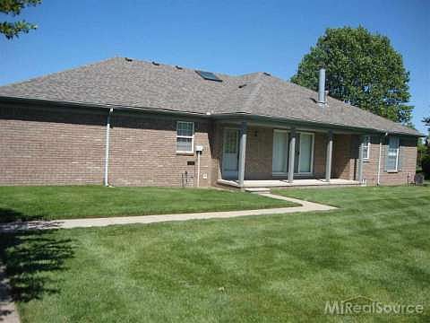 3rd image of 48488 Lacota Ct