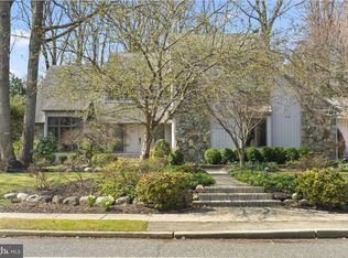 24 Yorkshire Dr, Voorhees, NJ 08043