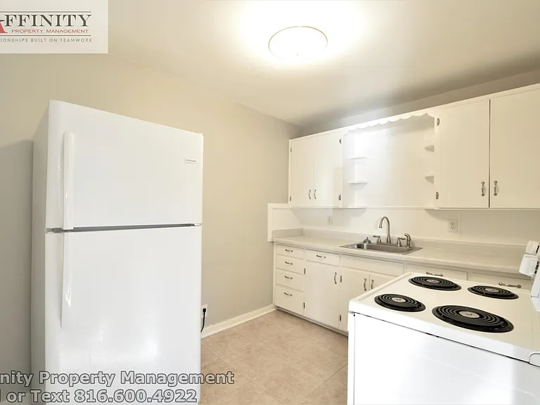 2026 Erie St #5 — Photo 8