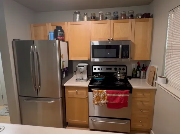 9805 Avondale Rd NE APT V157, Redmond, WA 98052