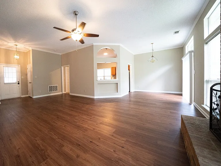 8219 Brynmar Dr — Photo 6