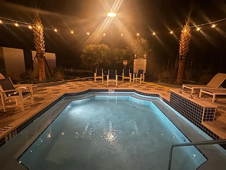 Look at the size of this hot tub