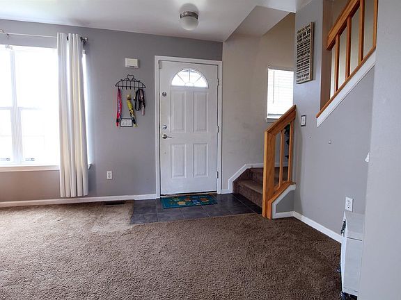 4th image of 7094 E Poplar Dr