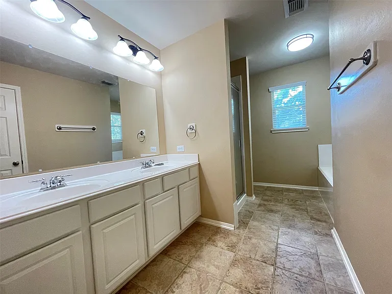 13518 Primula Ct — Photo 7
