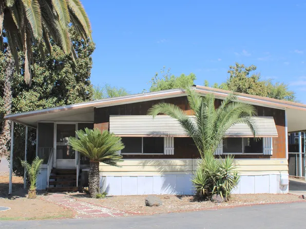 2400 W Midvalley Avenue #Q-10, Visalia, CA 93277