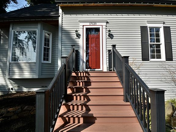 3rd image of 17129 32nd Ave NE