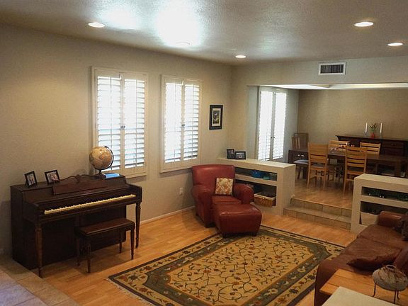 4th image of 3255 E Malapai Dr