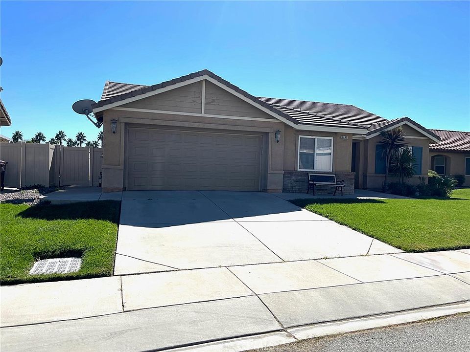 1685 Amber Lily Dr Beaumont CA 92223 Zillow