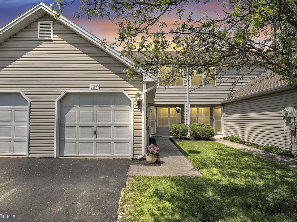 1st image of 127 Heron Way