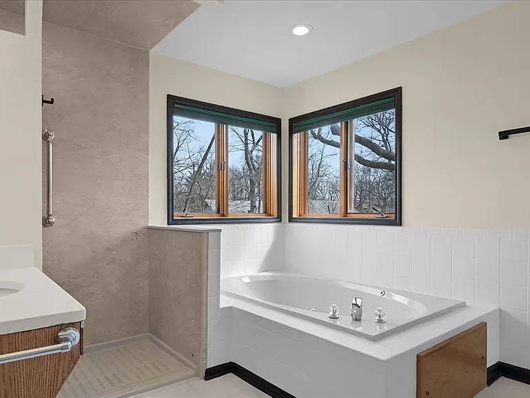 72 Hunter Ln — Photo 21