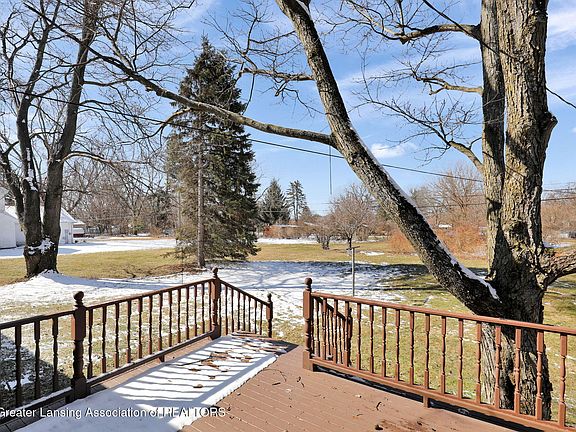 4th image of 12293 W Greenfield Rd