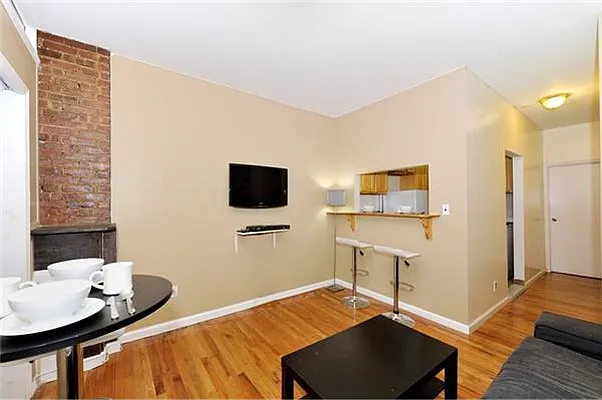 Rented by Atlas Real Estate New York | media 18