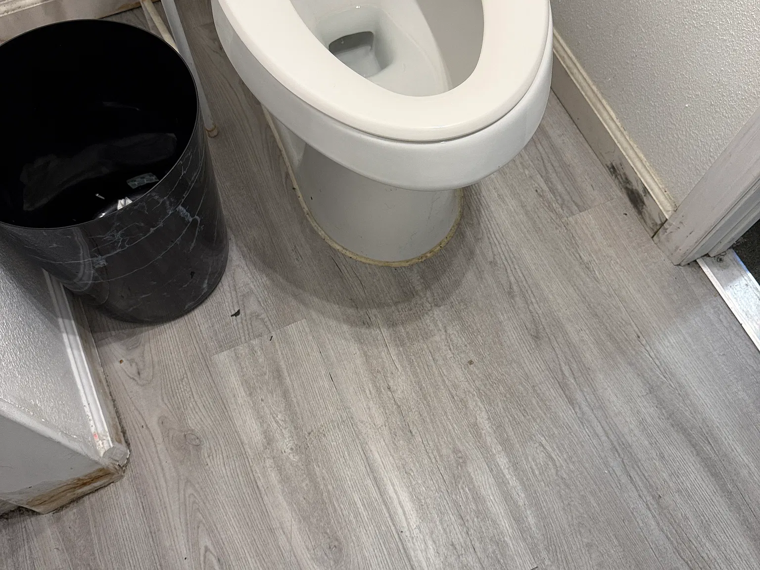 1 bed, 400 sqft, $1,200 — Photo 4