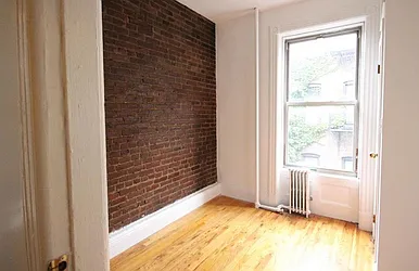 Rented by LJ Sloane Management