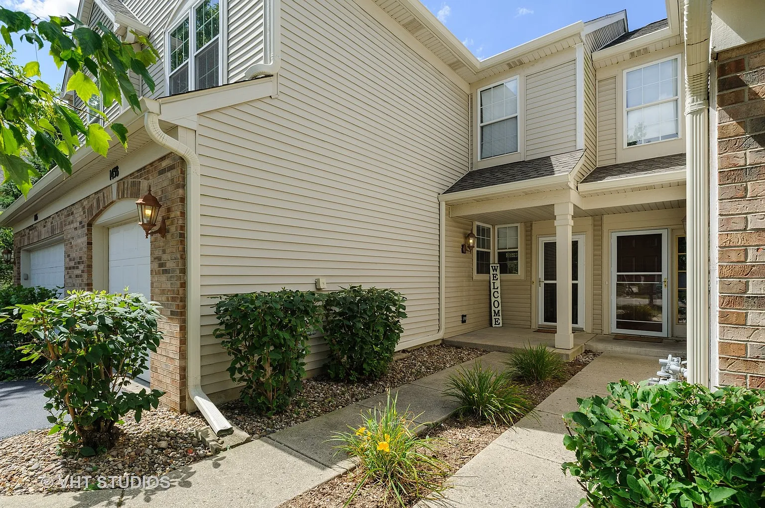 1438 Doolittle Ln photo 1
