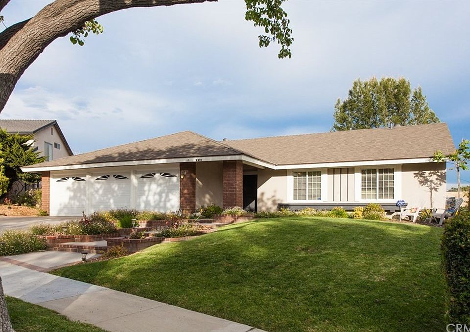 2nd image of 2216 Avenida Soledad