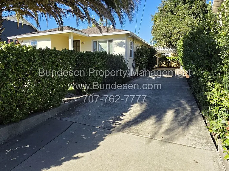 340 Church St — Photo 3