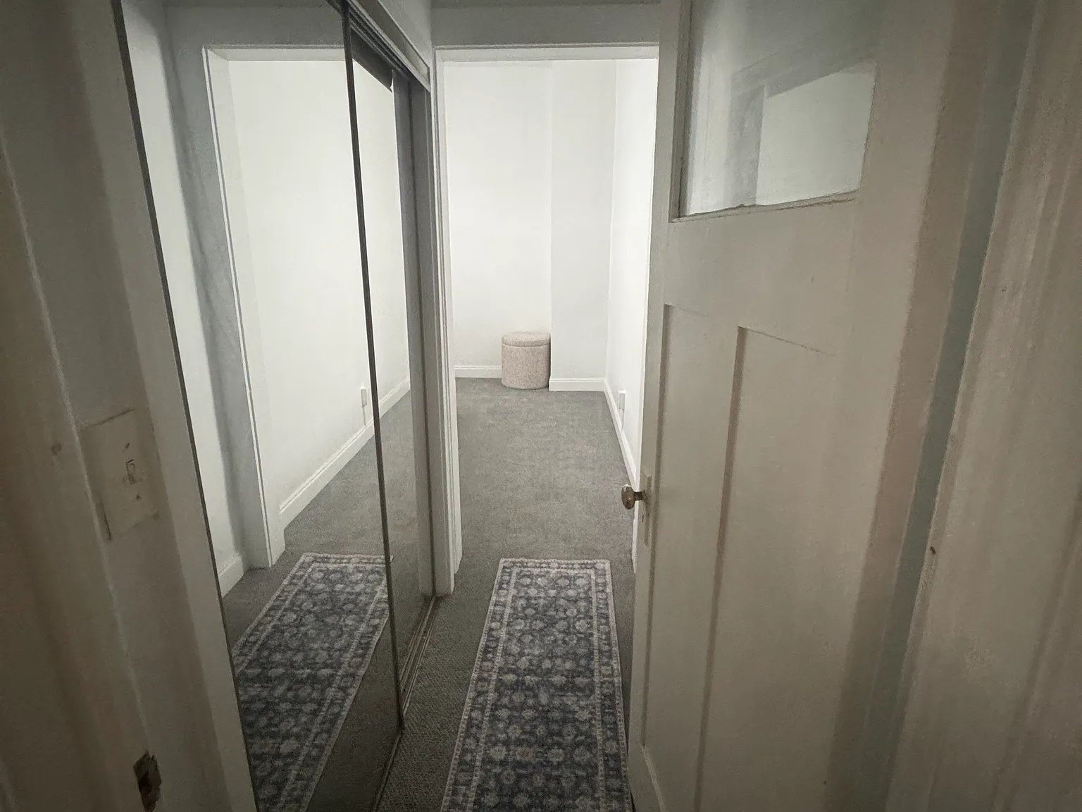 1 bed, 900 sqft, $2,000 — Photo 4
