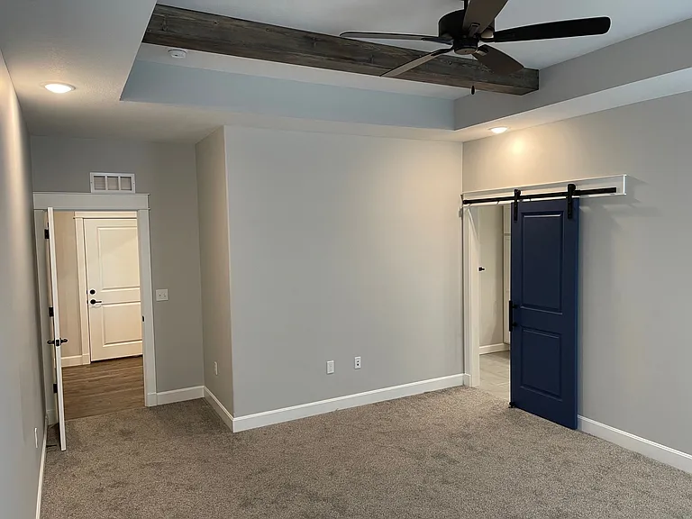 1218 Little Knife Dr — Photo 3