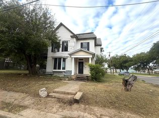 1201 Vincent St, Brownwood, TX 76801