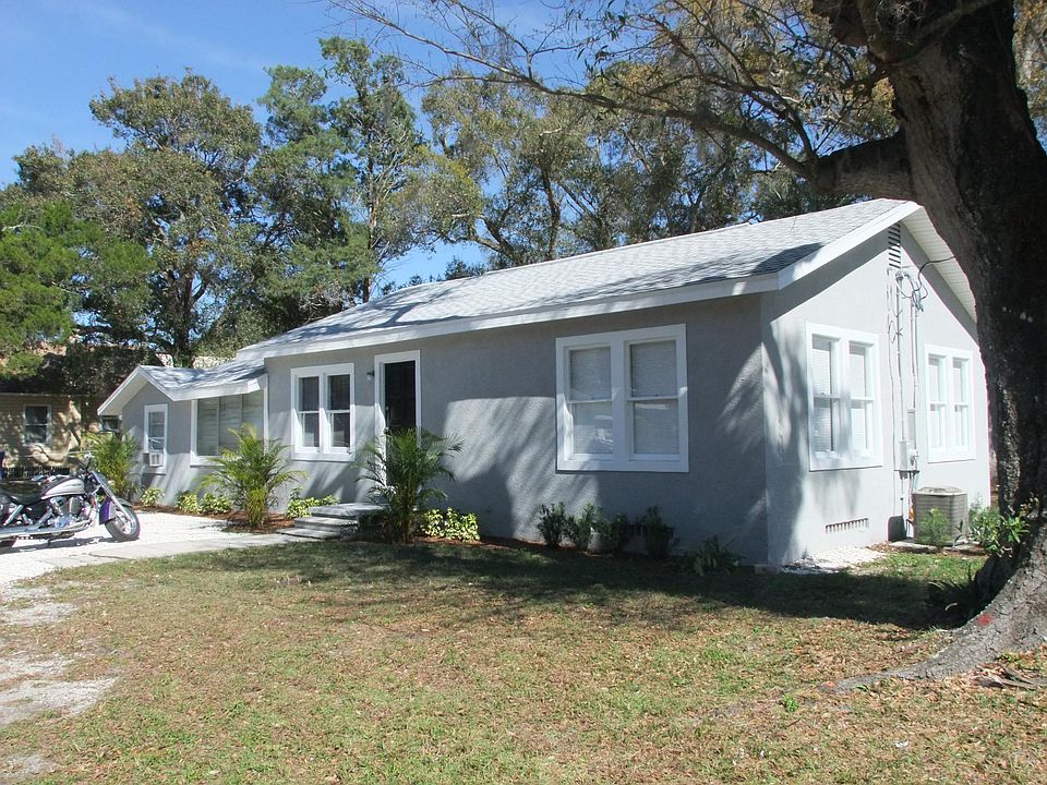 2115 7th St W property