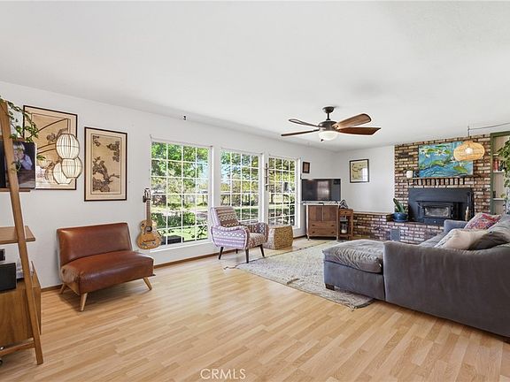 5th image of 24065 Maria Rd