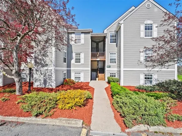 1035 Washington Green, New Windsor, NY 12553